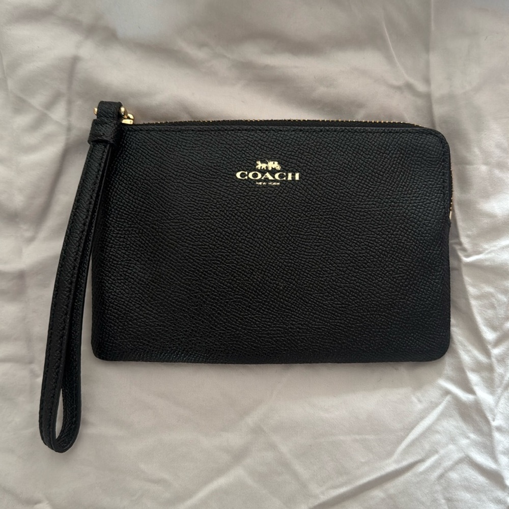Coach leather wristlet